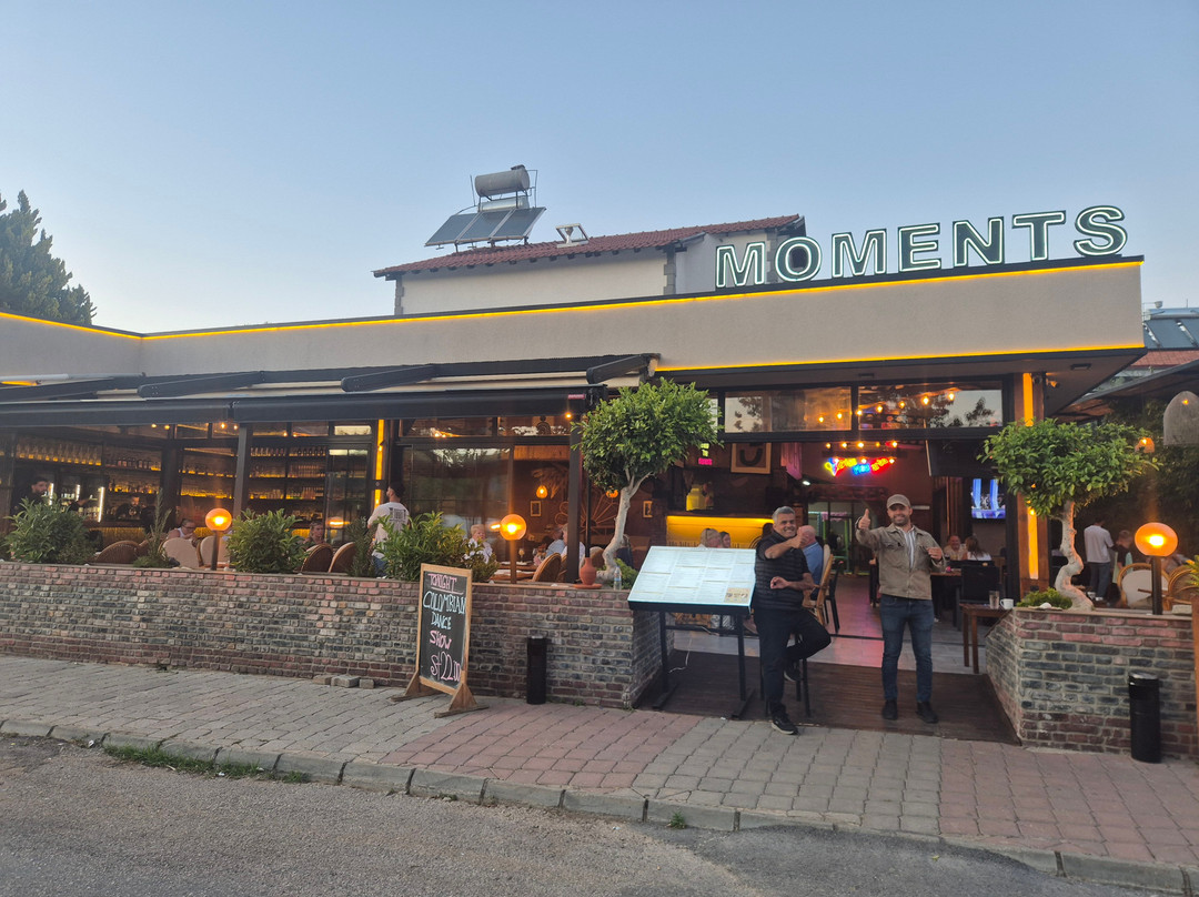 Moments Restaurant And Cocktail Bar