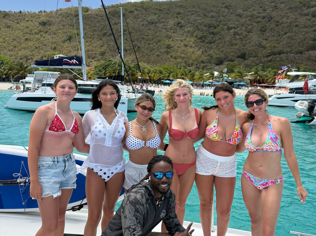 BVI Yacht Charters-Road Town必去景点