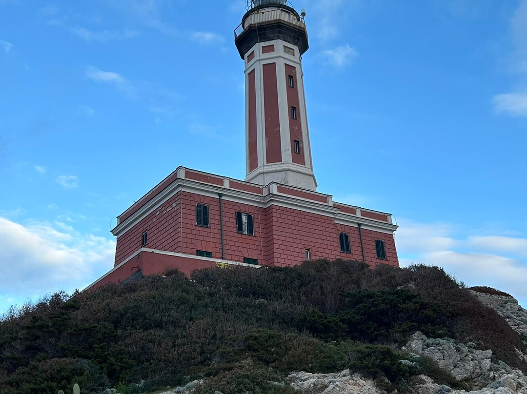 Punta Carena Lighthouse-Anacapri必去景点