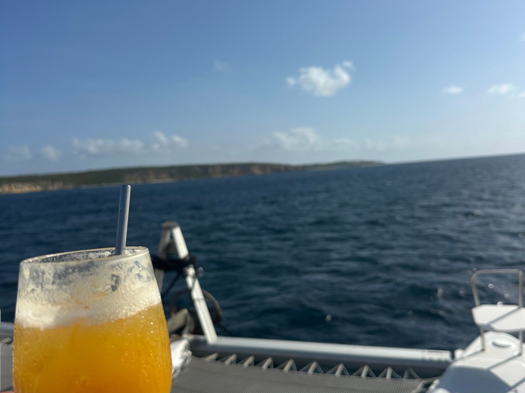 Pyratz, Gourmet Sailing-辛普森湾必去景点