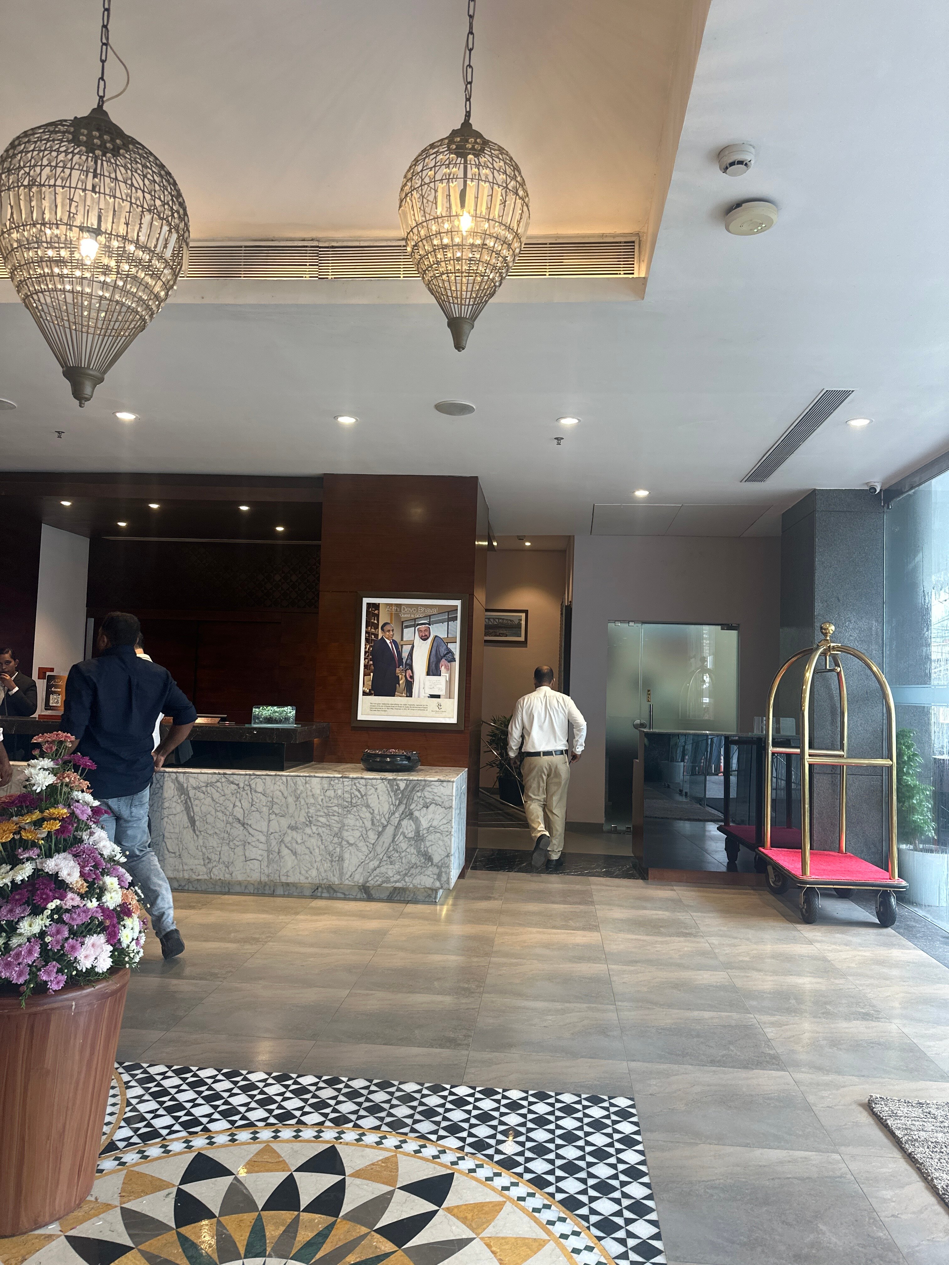 拉维兹卡利卡特酒店-旅行者