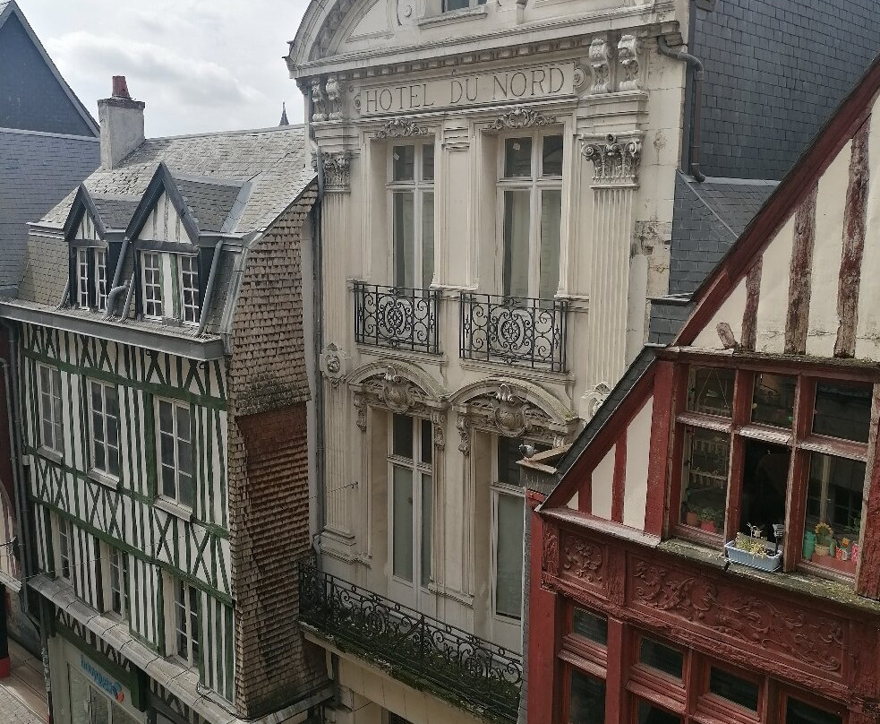 Rue du Gros-Horloge-鲁昂必去景点