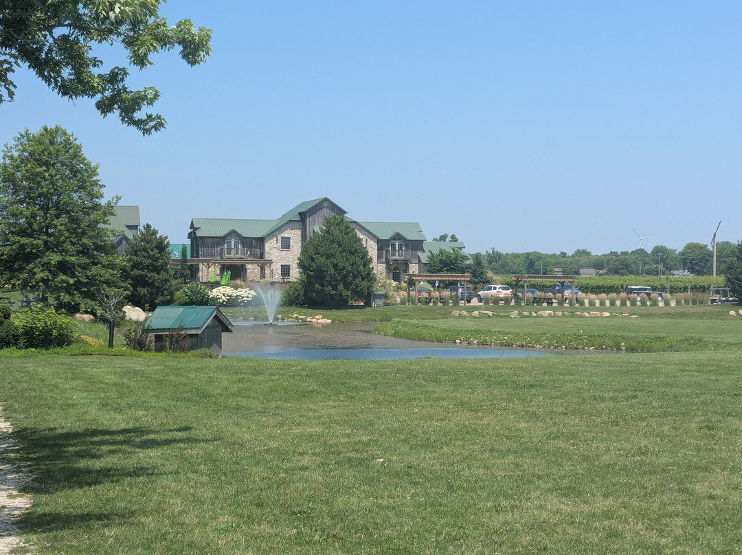 Sprucewood Shores Estate Winery-Harrow必去景点