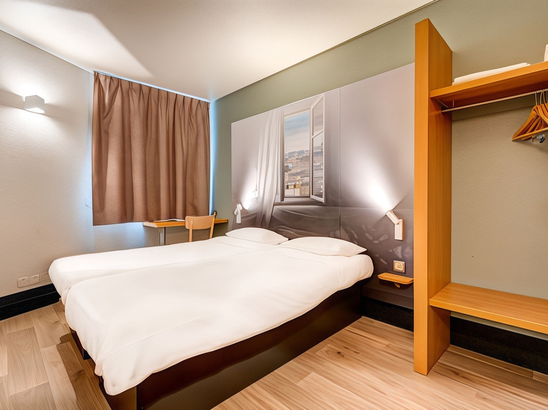 谢维利拉吕厄酒店住宿-B&B HOTEL Orly Rungis Aeroport 2 etoiles
