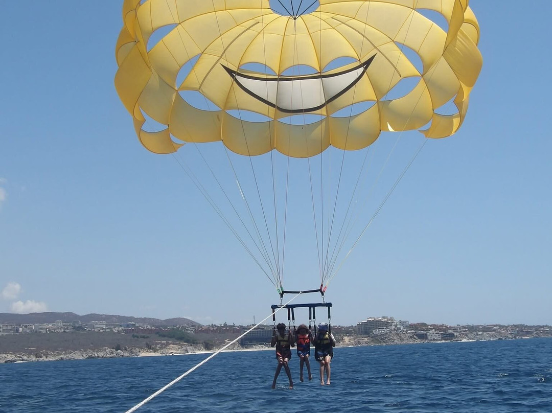 Happy Flights Cabo Parasailing-卡波圣卢卡斯必去景点