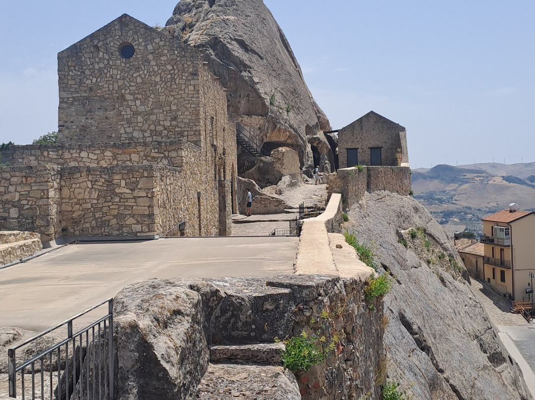 Castello Di Sperlinga-Sperlinga必去景点