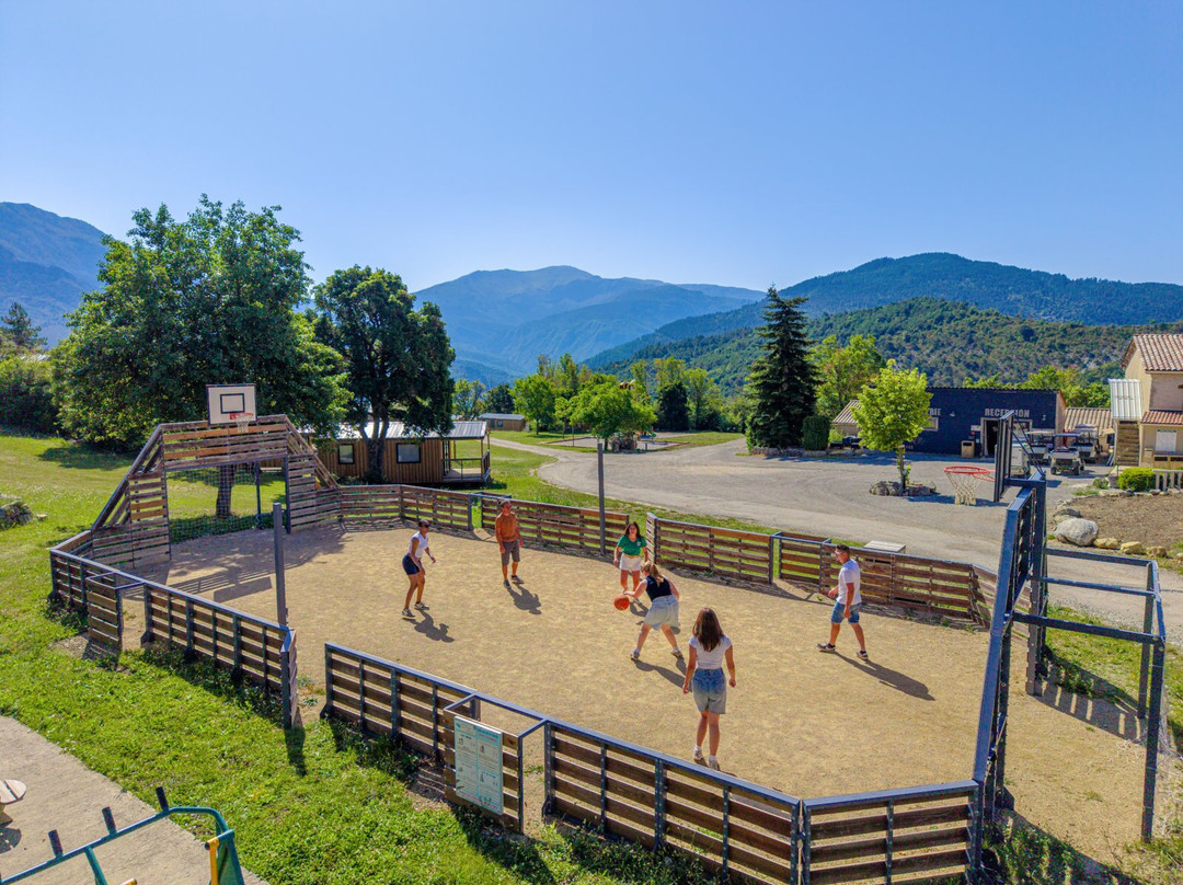 Camping Clicochic Castillon De Provence