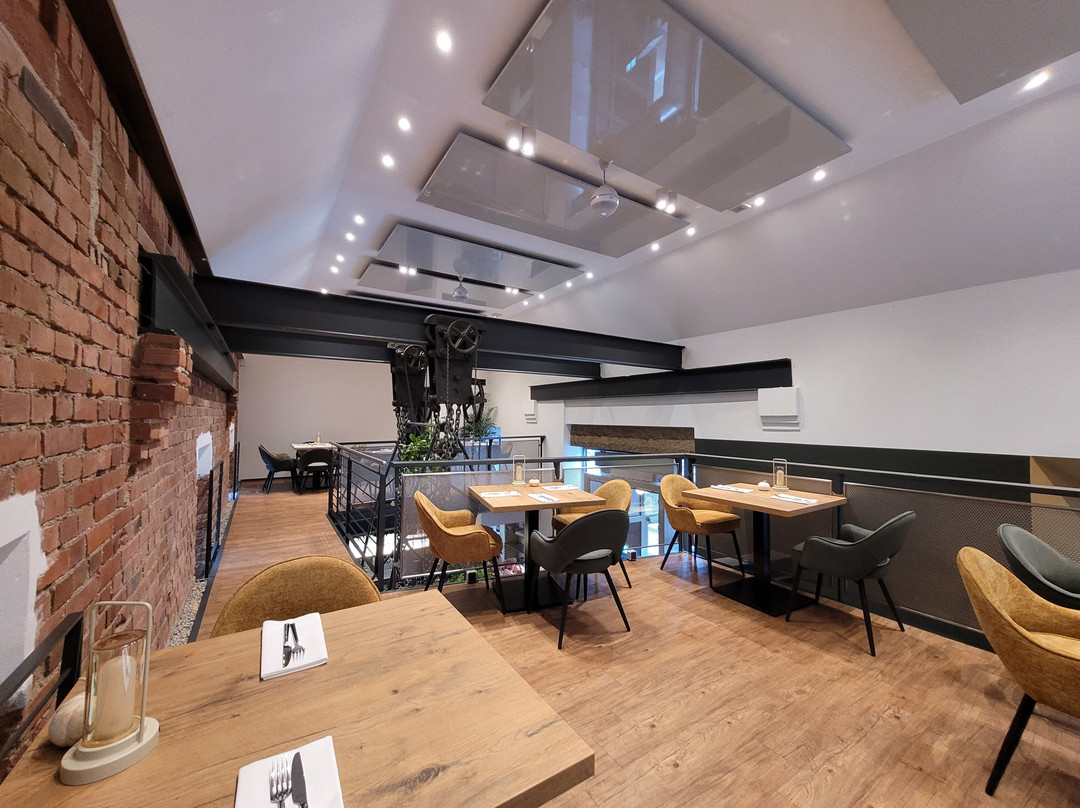 Vier Görlitz - Modern Polish & European Kitchen