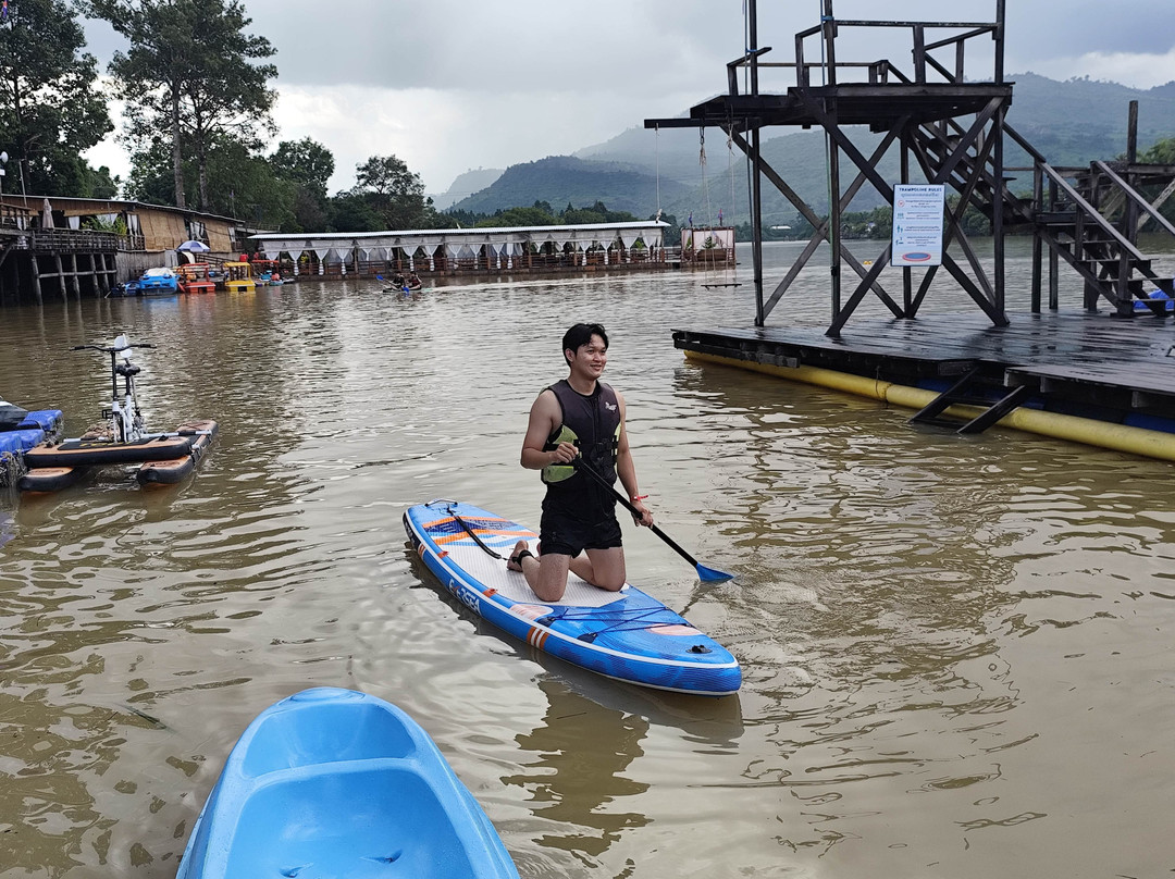 Entanou Slide - River Park-贡布必去景点
