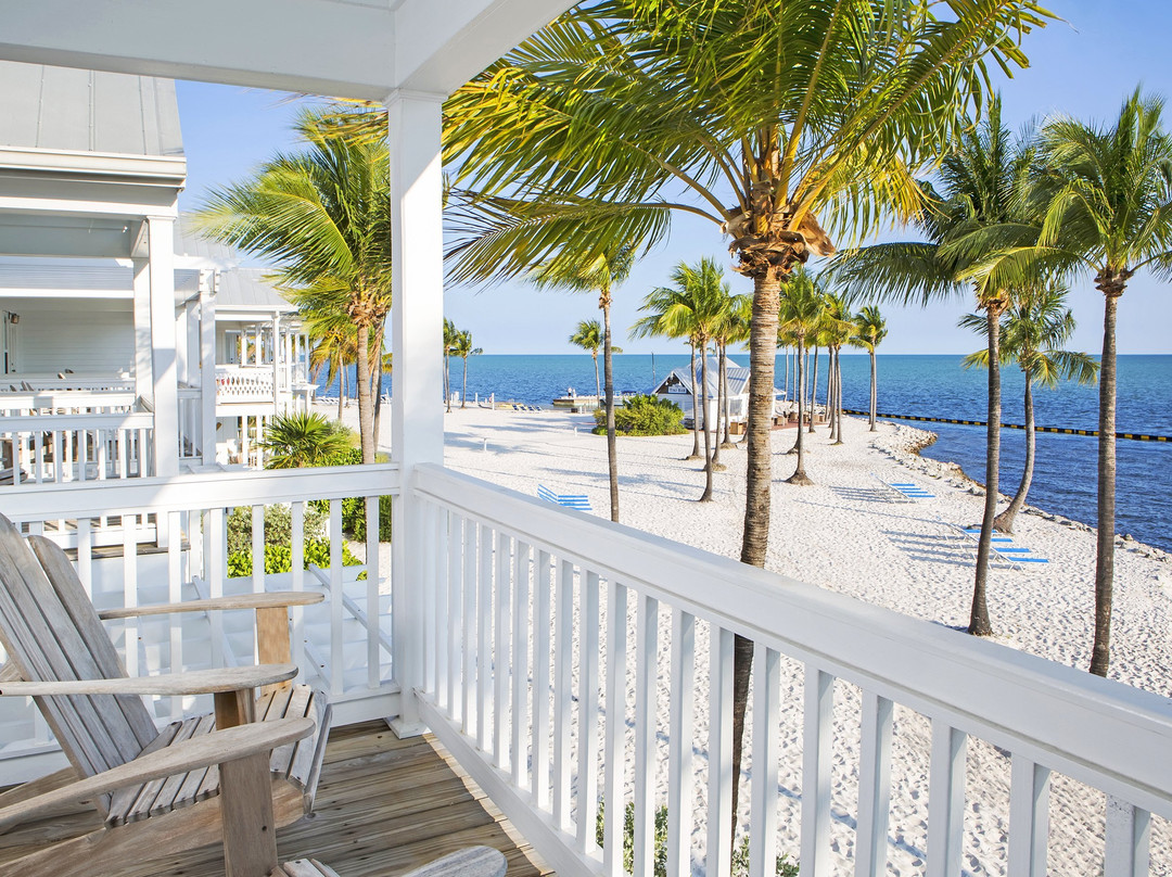 Tranquility Bay 海滩度假酒店主图