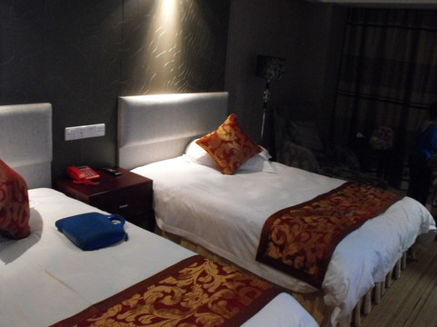 金海大酒店主图