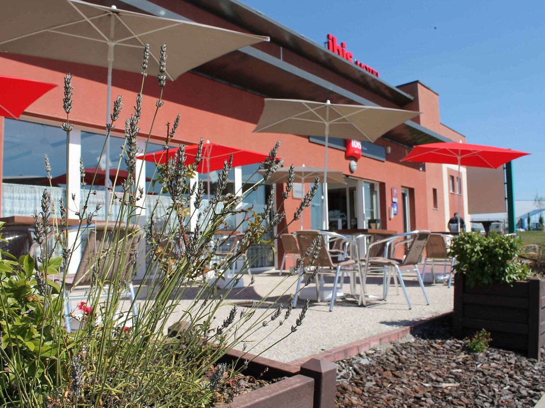 Ibis Albert, Pays De La Somme Hotel主图
