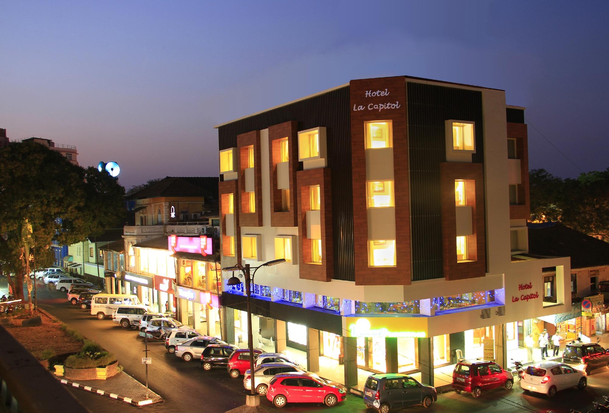Hotel La Capitol-官方