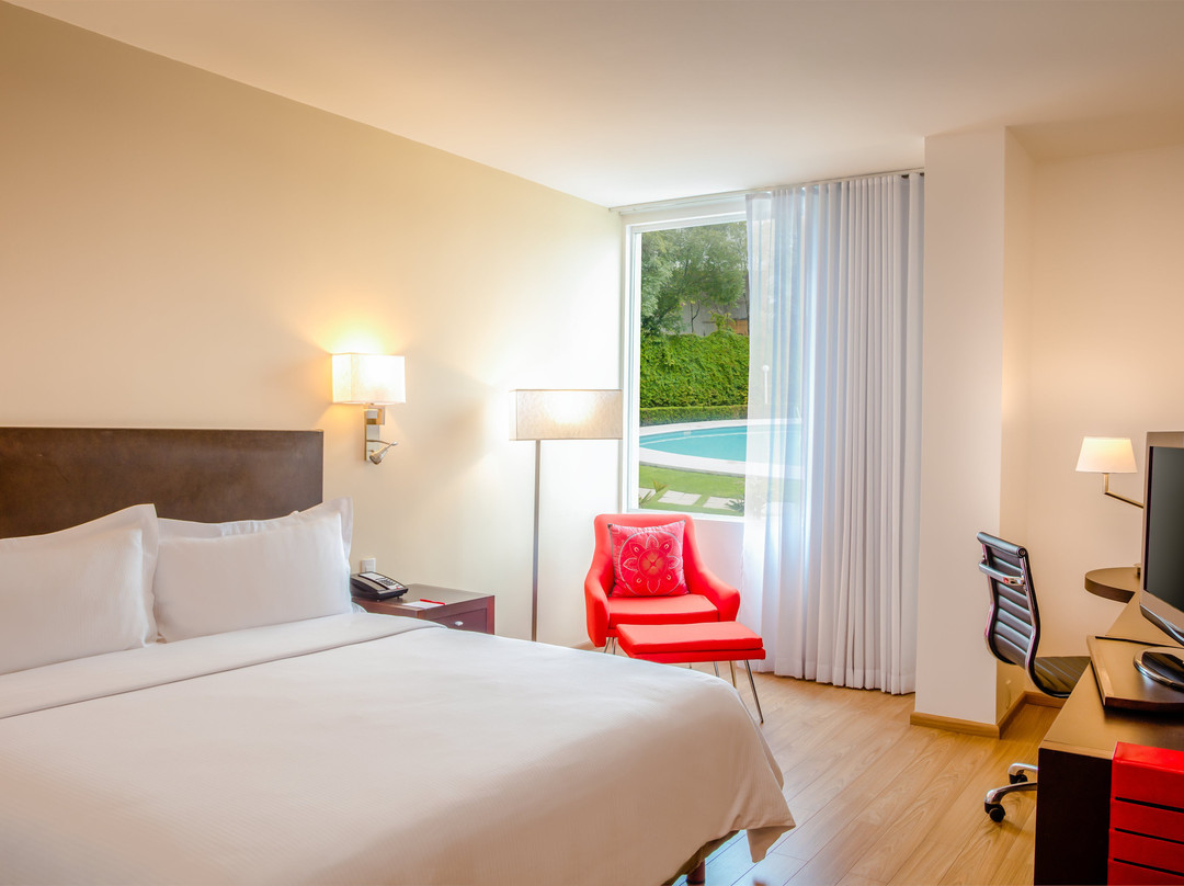 Fiesta Inn Express Perinorte主图