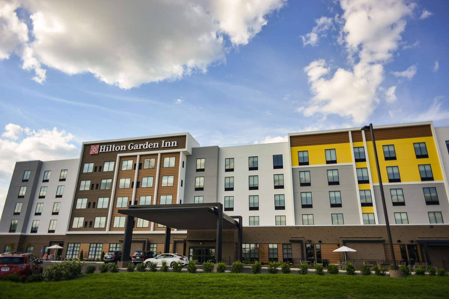 Hilton Garden Inn Louisville Mall of St. Matthews-官方