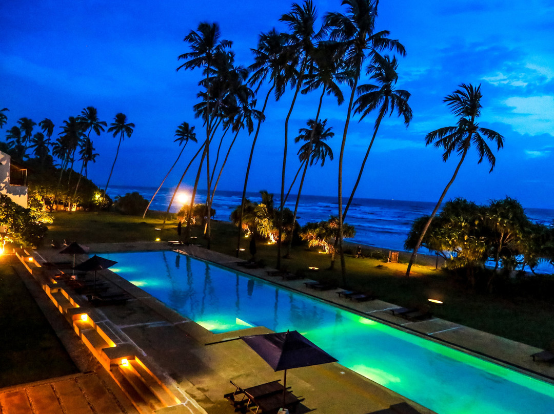 Grand Beach Hotel主图