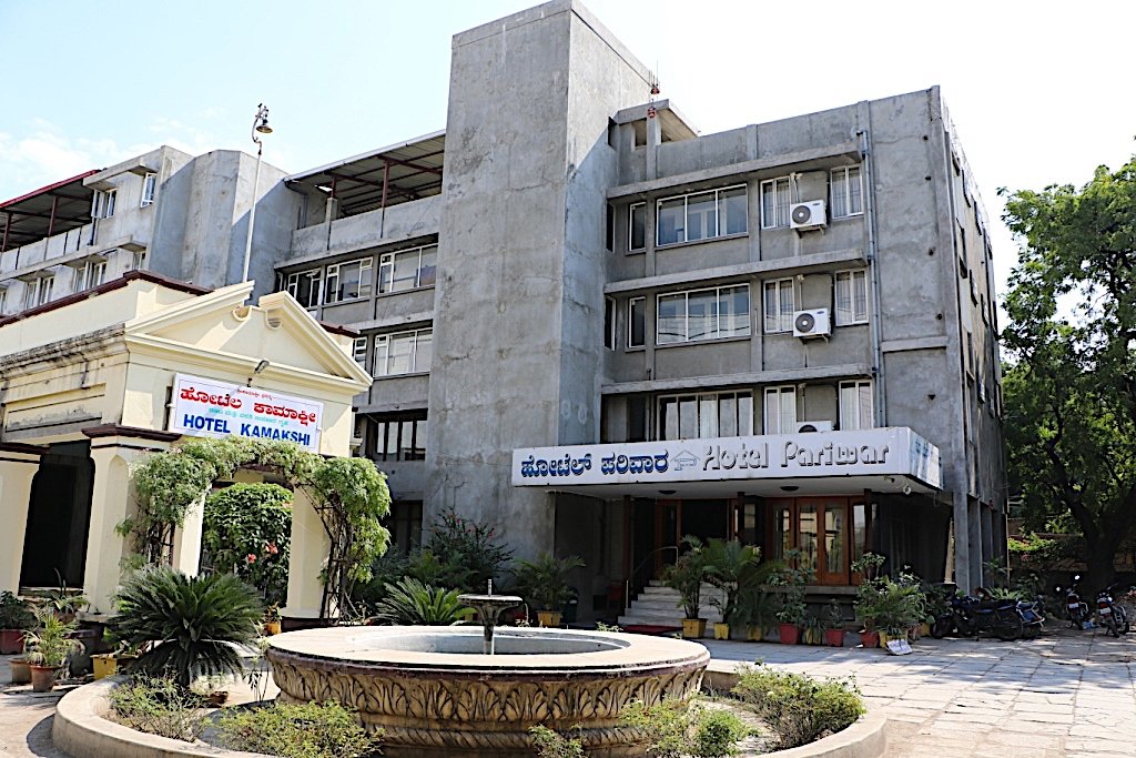 Hotel Pariwar-官方