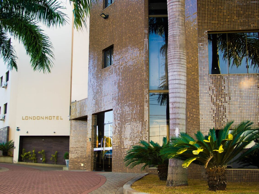 London Hotel