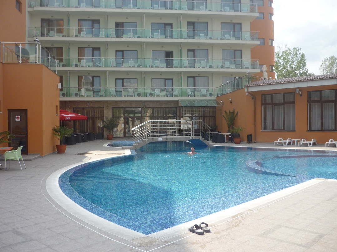 Hotel Saturn