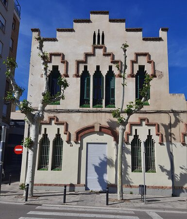 Passeig Verdaguer-伊瓜拉达必去景点