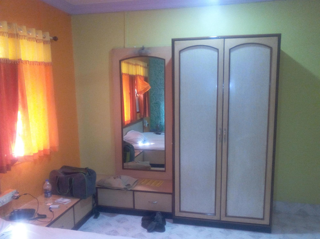 Hotel Ayodhya