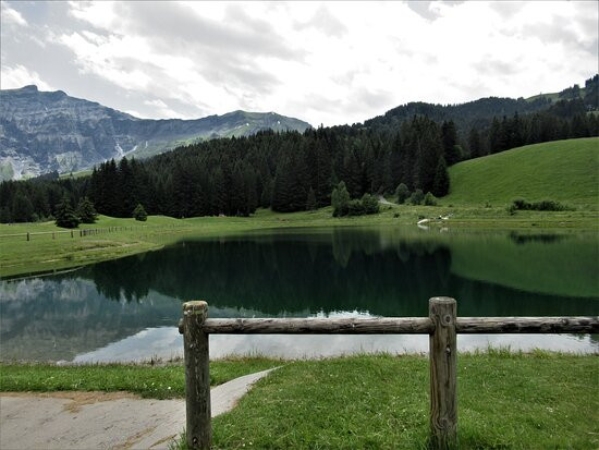 Lac de Javen景点图片