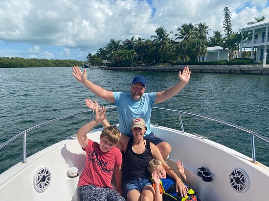 AquaBlue Adventures Sandbar Charters & Boat Tours - Islamorada-伊斯拉摩拉达必去景点