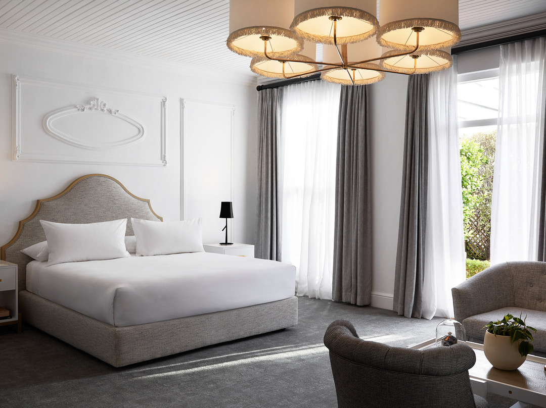 康士坦提亚酒店住宿-尔芬精品酒店