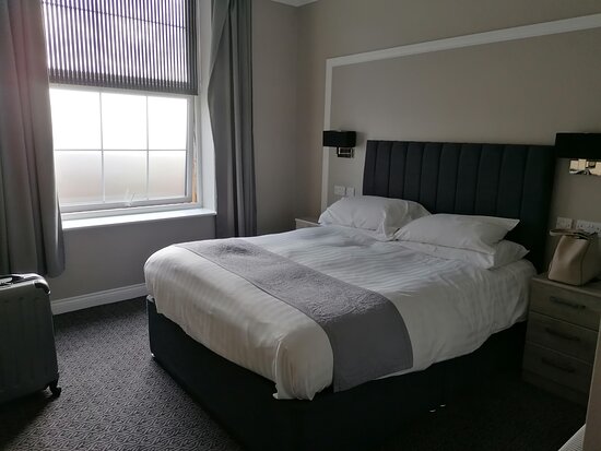The Raven Hotel-官方