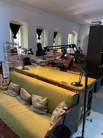 Mirzoyan Library-埃里温必去景点