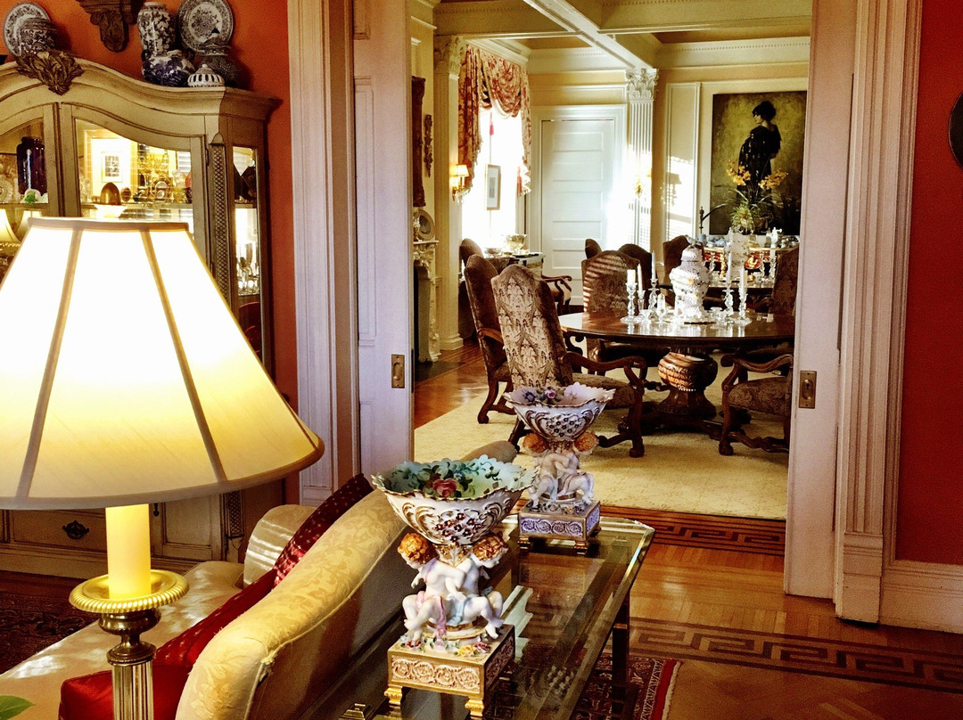 Dry Branch酒店住宿-Burke Mansion