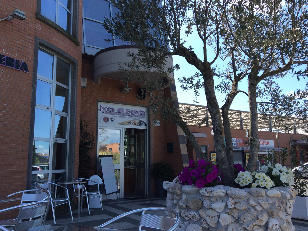 Cesano餐馆和美食-Note Di Gelato