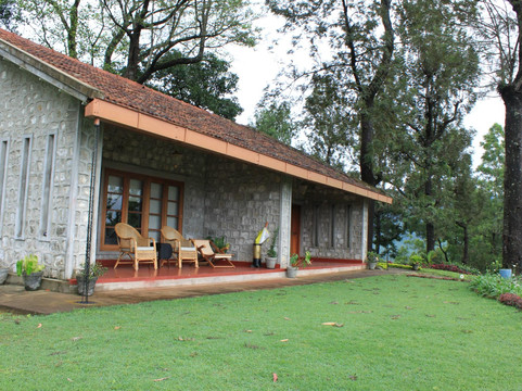 Sinna Dorai's Bungalow