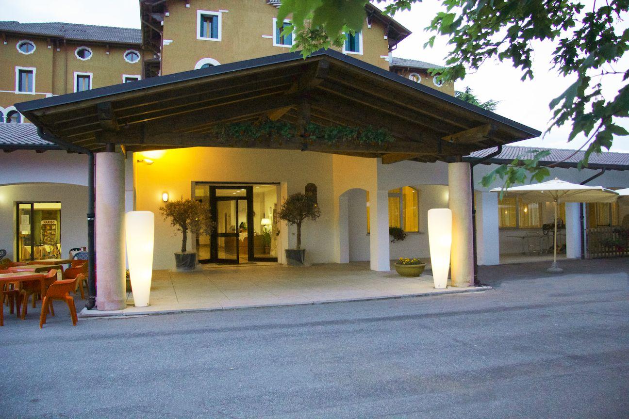 Stella Alpina Hotel-官方