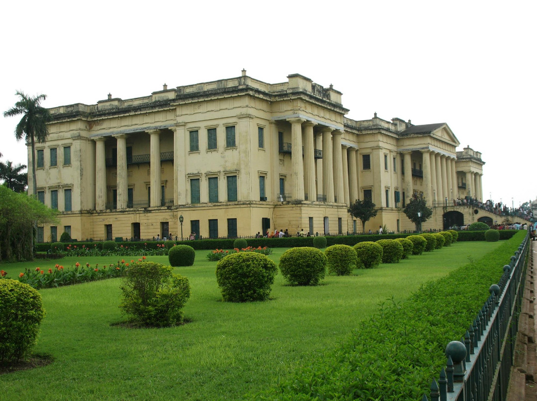 Hazarduari Palace Museum景点图片