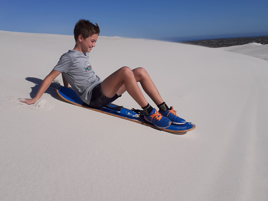 Ontours Sandboarding at Atlantis dunes景点图片