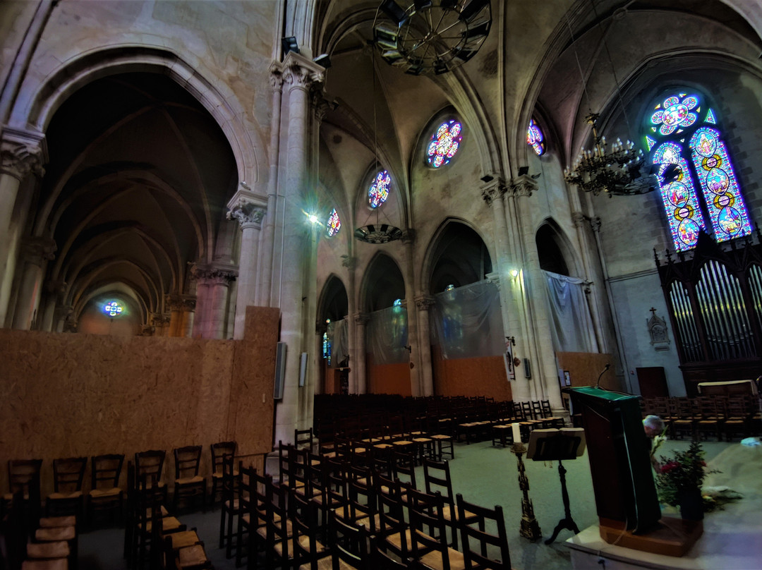 Église Saint-jean-baptiste De La Châtaigneraie