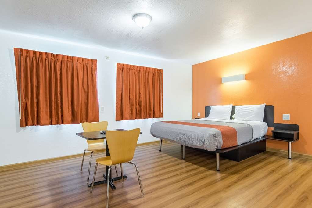 Motel 6 Orange - Anaheim主图