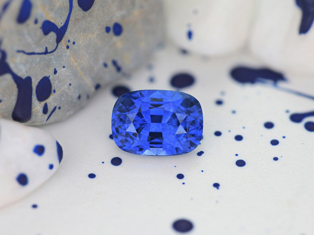 Blue Moon Gem And Jewel-加勒必去景点