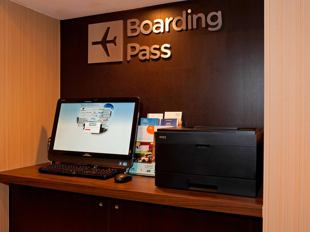 Courtyard by Marriott Chicago Elmhurst/Oakbrook Area主图