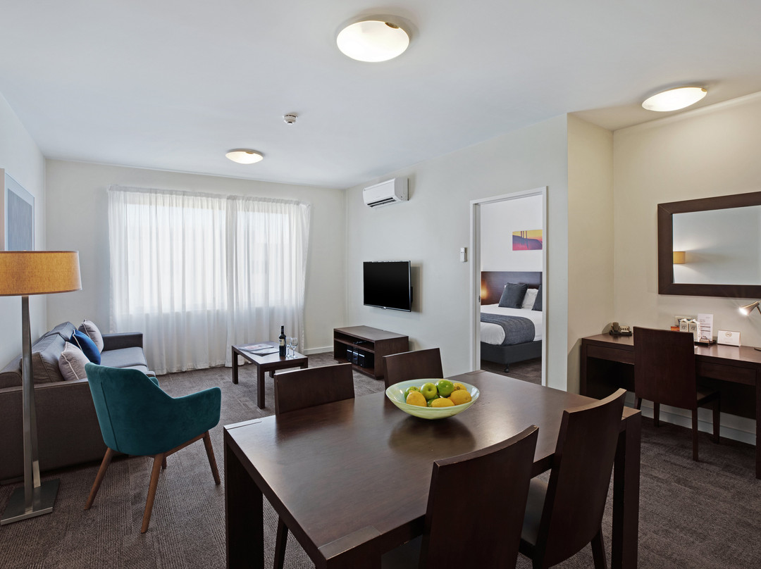 奎斯特莫森湖酒店主图