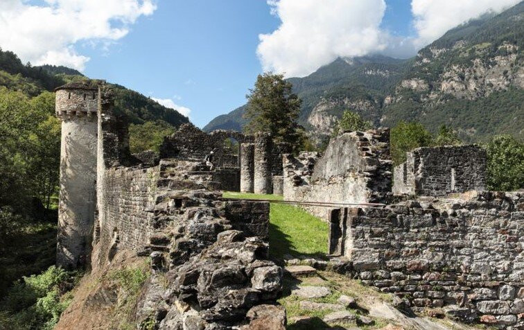 Castello Di Serravalle-Semione必去景点