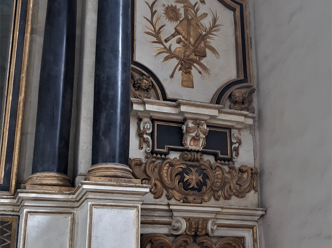 Chapelle Sainte Marie-讷韦尔必去景点