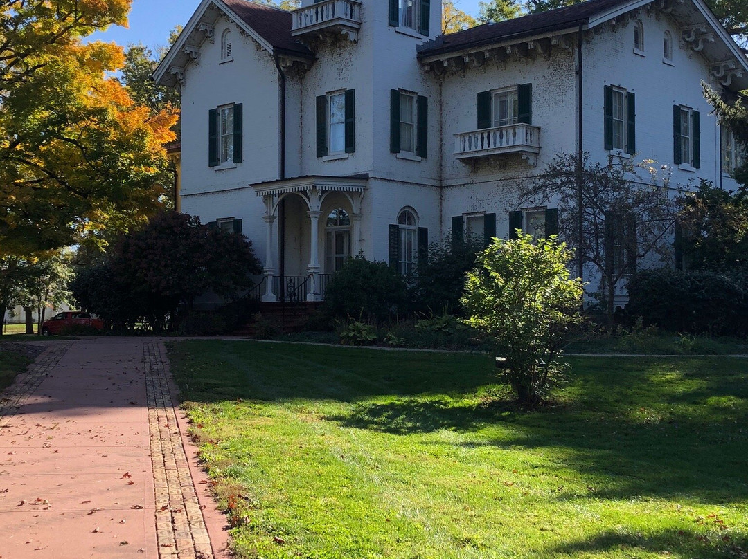 Dillon Home Museum-Sterling必去景点