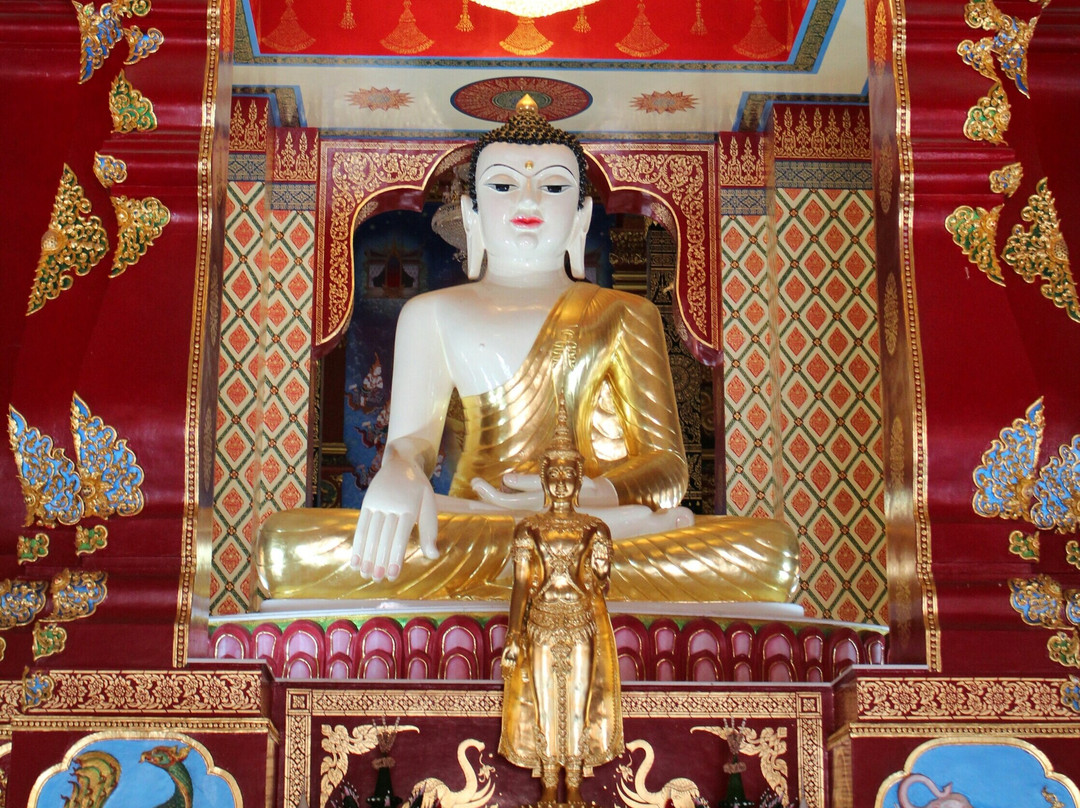 Wat Maha That Wachiramongkol景点图片