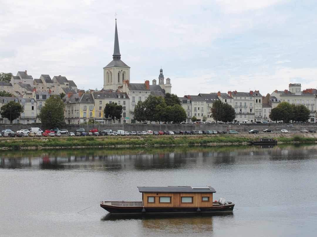 Eglise Saint-Pierre de Saumur景点图片