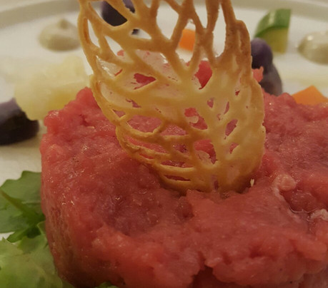 Diwine Tour-阿尔巴必去景点