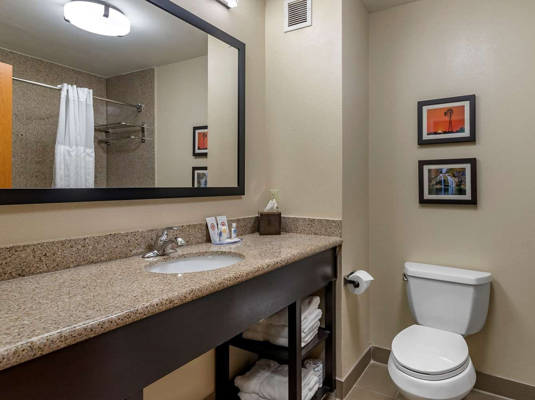 Comfort Inn & Suites Glenpool主图