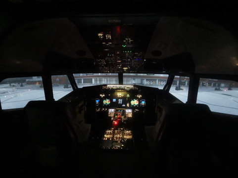 AirPoint - Flight Simulator Experience-华沙必去景点