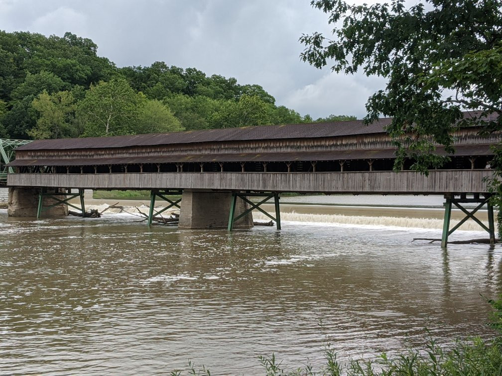 Harpersfield Covered Bridge景点图片